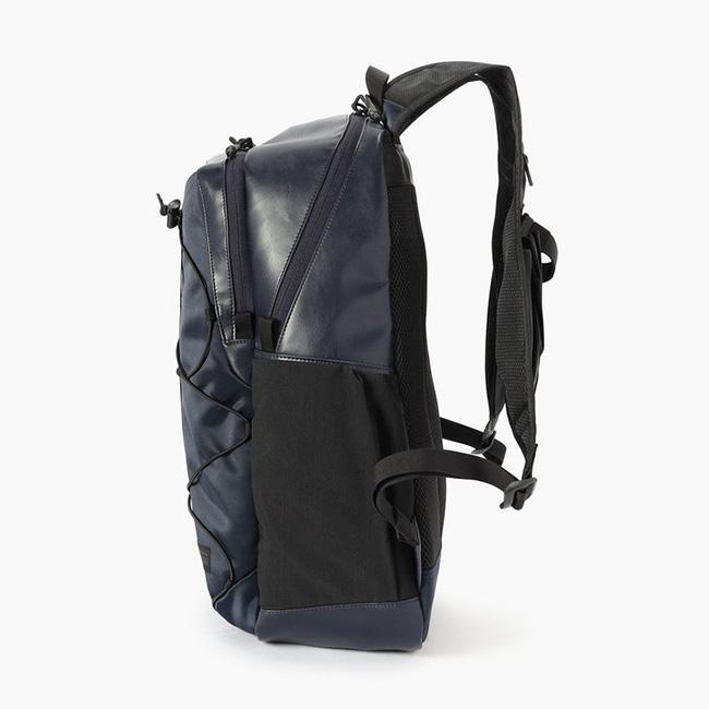 WM × BRIEFING BODY BAG 2024AW White Mountaine Ring] WM x BRIEFING 'TOTE BAG' – GQ SHOP