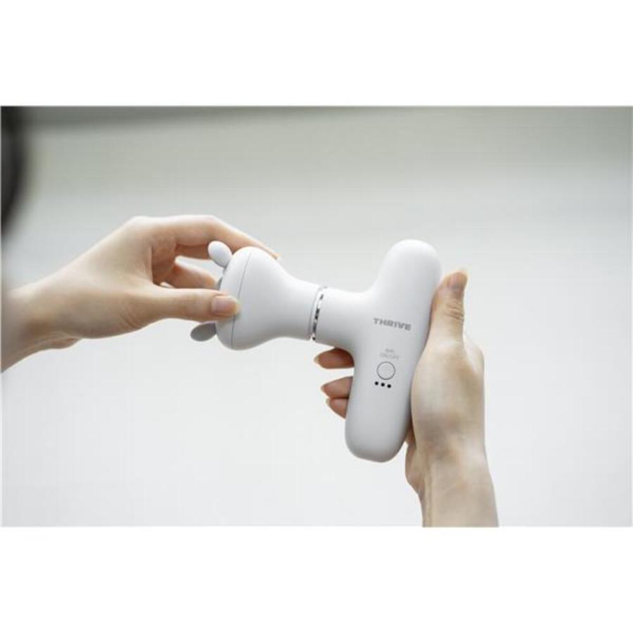 THRIVE スリースタイルガン BM-01（BK） 全身セルフケア ブラック 1台の画像