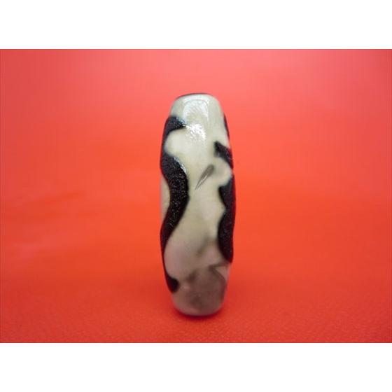 チベット天珠 如意大日如来天珠 バン 約39×14mm 龍鱗加工 一点物