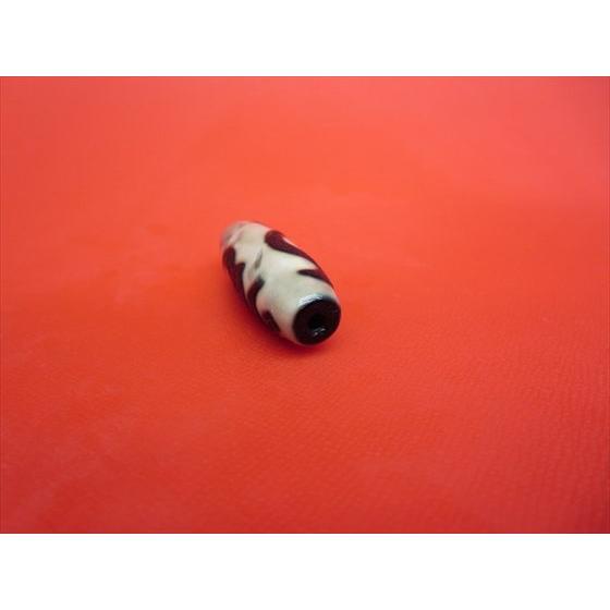 チベット天珠 如意大日如来天珠 バン 約39×14mm 龍鱗加工 一点物