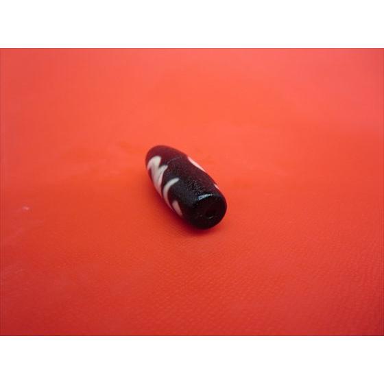 チベット天珠 如意大日如来天珠 バン 約38×14mm 龍鱗加工 一点物