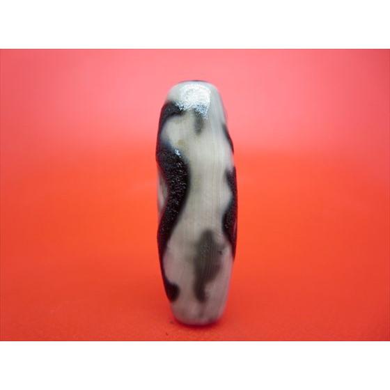 チベット天珠 如意不動明王天珠 カーン 約38×13mm 龍鱗加工 一点物