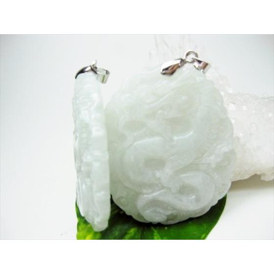 ペンダントトップ 龍神 翡翠 ジェダイト 22-30g 鑑別書付き : 天然石の