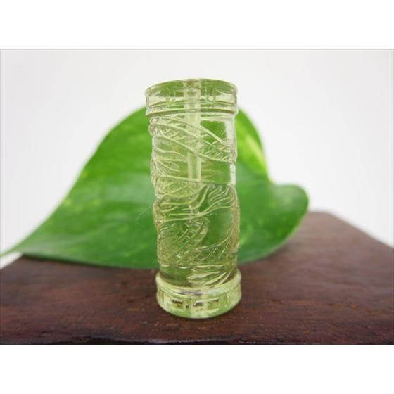 鑑別書付　最高品質リビアングラス　龍彫刻 鑑別書付 最高品質リビアングラス 龍彫刻 鑑別書付 最高品質