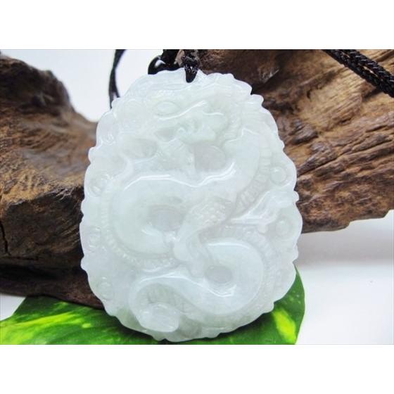 ネックレス 龍神 翡翠 ジェダイト 22-30g 鑑別書付き : 天然石のお店