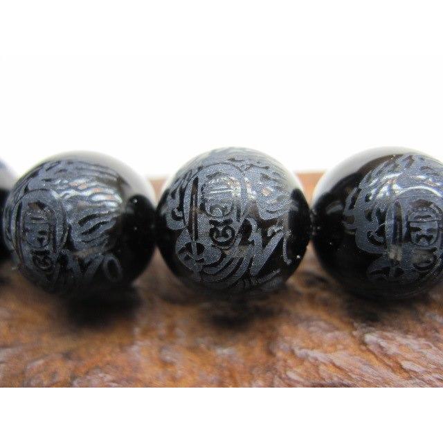 【一点物】オニキス　手彫り　Flower carving　14kgf 半連売り 不動明王 オニキス Φ11.8±0.2mm 素彫り : 天然石のお店Sun