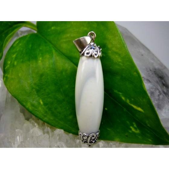 チベット高級至純天珠 観音天珠 白 ペンダントトップ ブルータイプ