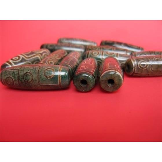 龍眼天珠&二十一眼天珠　模様がしっかりと焼き付けされており、品格があります。 二十一眼天珠 】 てんじゅ 玉髄 チベット 御守り 模様 紋様