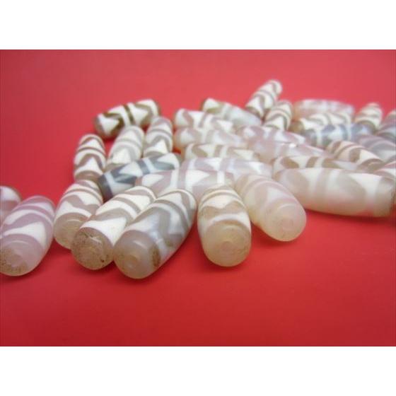 チベット天珠 四線虎牙天珠 白 28×11.5±0.5mm 4粒SET : 天然石のお店 