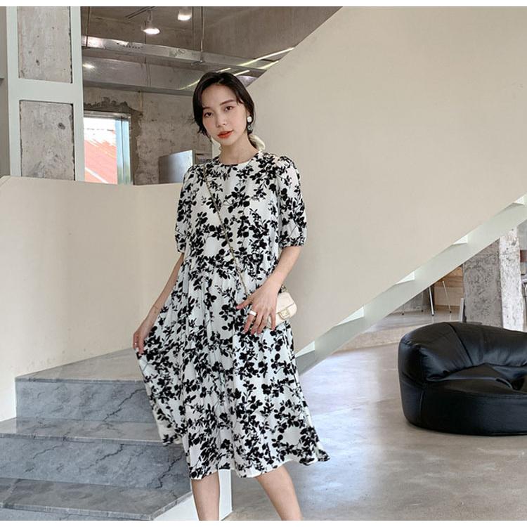 親子ペアルック ワンピース 半袖 花柄 黒白 親子コーデ 春夏 Aライン 韓国 ママと娘 きれいめ 女の子 はな柄 旅行 発表会 着痩せ おしゃれ 海 夏 旅行 最初の