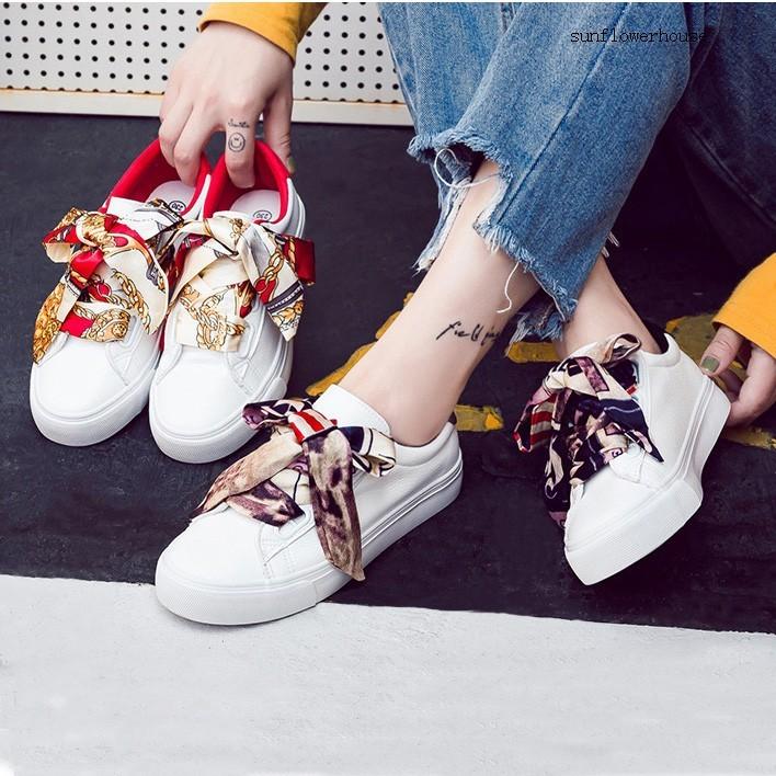 スニーカー レディース 厚底 ローカット 総柄 白 厚底シューズ フラットシューズ 軽量 カジュアル シューズ 靴 春夏秋 おしゃれ 普段着 Sl Xz35 サンフラワーハウス 通販 Yahoo ショッピング