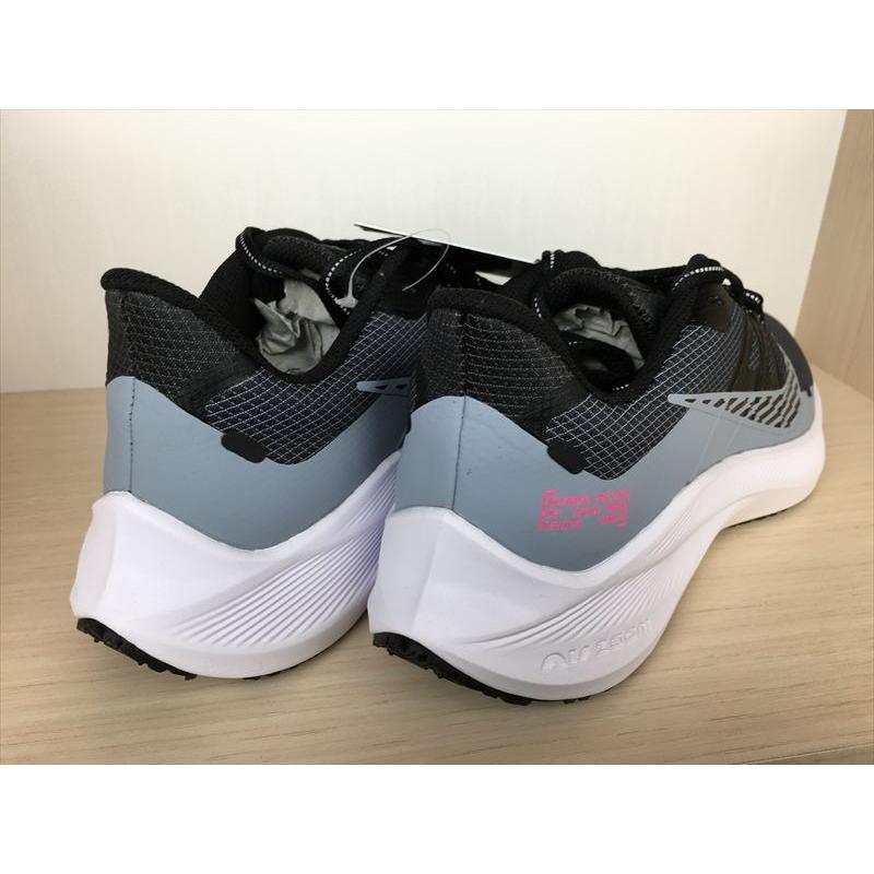 NIKE（ナイキ） WINFLO 7 SHIELD（ウィンフロー7シールド） スニーカー 