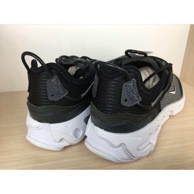 NIKE（ナイキ） REACT LIVE（リアクトライブ） スニーカー 靴