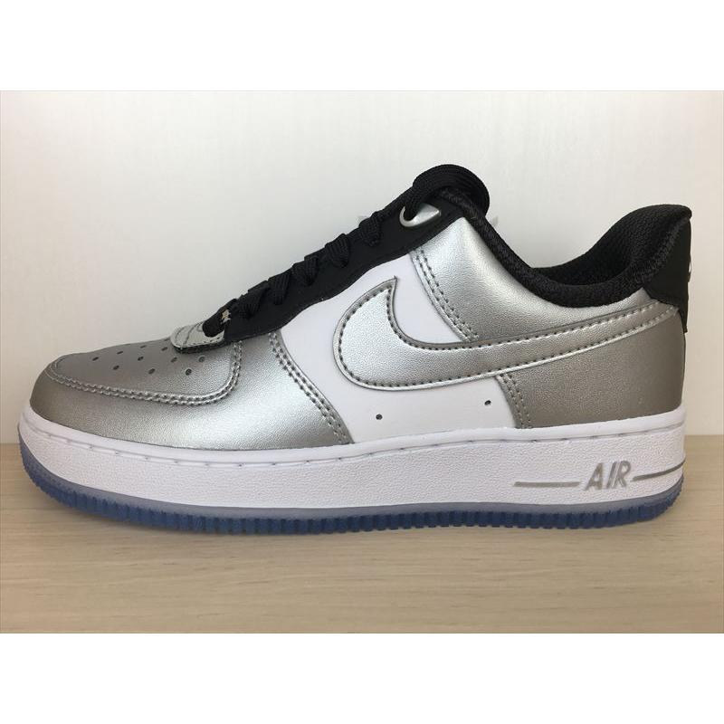 NIKE（ナイキ） AIR FORCE 1'07 SE（エアフォース1'07 SE） スニーカー