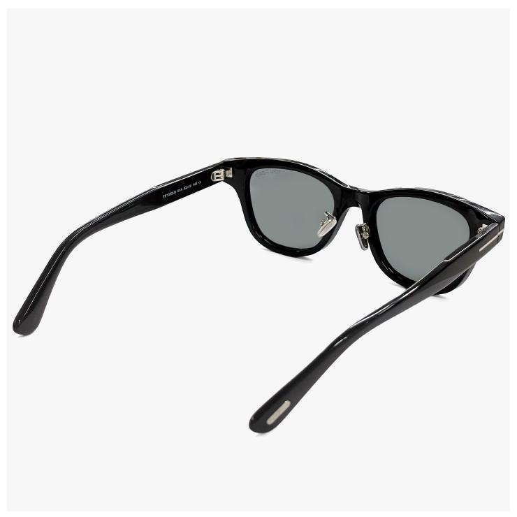 美品　トムフォード サングラス TF1353-D 近年モデル 52□19-145 TOM FORD トムフォード サングラス TF1353-D 52N 52サイズ (在庫あり