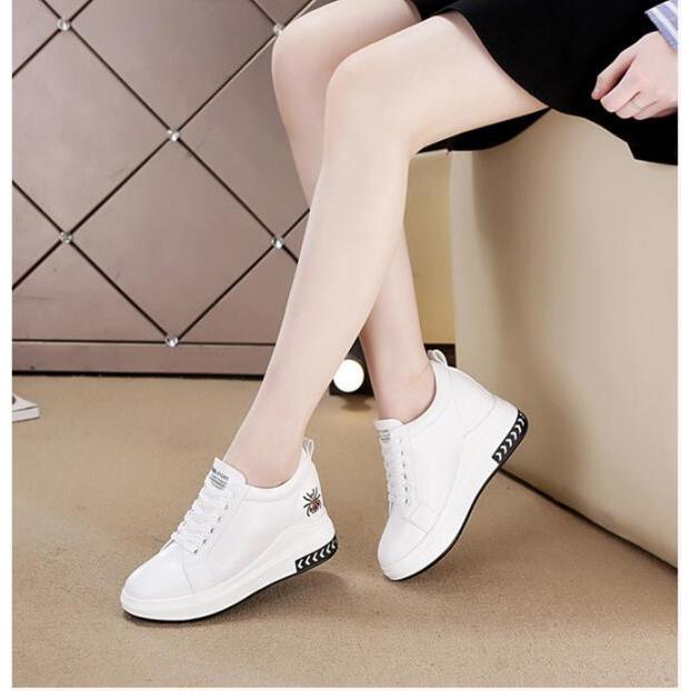 スニーカー 厚底靴 インヒール 可愛い ウォーキングシューズ 海外輸入 美脚 レディース 歩きやすい秋冬新作 カジュアルシューズ