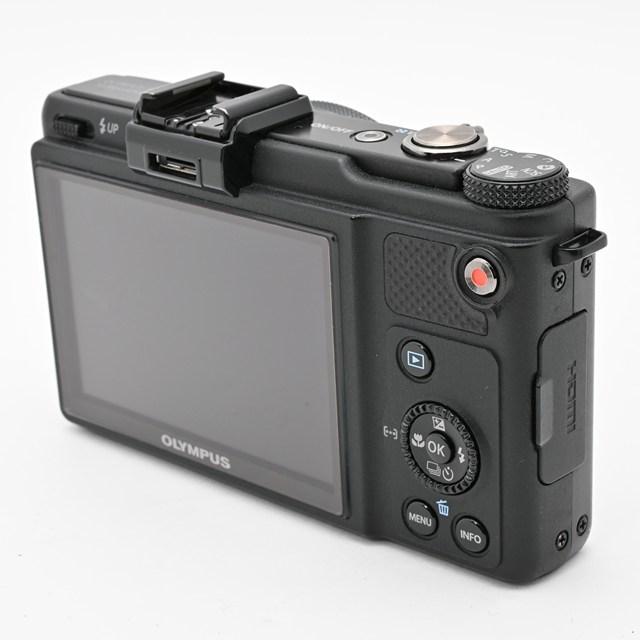 良品＞ OLYMPUS XZ-1 ブラック｜大口径F1.8レンズ搭載｜高感度CCD
