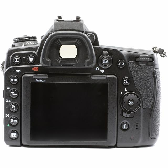 ほぼ新品>ニコン Nikon D780 ボディ シャッター数1178枚 ほぼ新品>ニコン Nikon D780 ボディ シャッター数1178枚