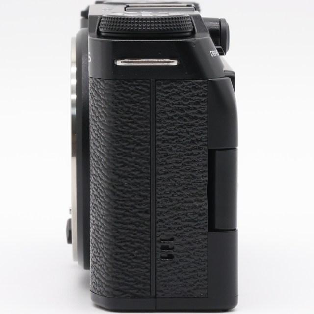 美品＞FUJIFILM X-M5 ボディ ブラック｜シャッター数657回の新品