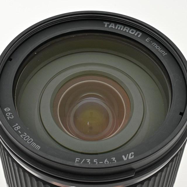 良品＞ TAMRON 18-200mm F3.5-6.3 DiIII VC B011SE シルバー｜ソニーE