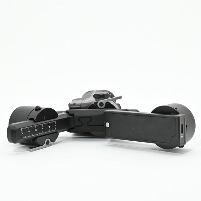 ＜美品＞ DJI RS 3 Mini 3軸ジンバル 軽量スタビライザー｜小型ミラーレス対応｜滑らかな映像撮影を実現｜新品同様 |  | 07