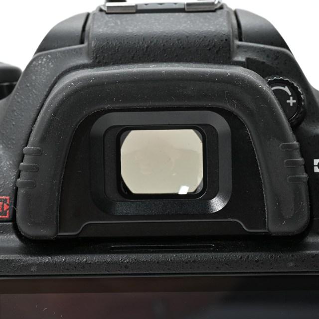 良品＞Nikon D200 ボディ｜シャッター数16,000枚｜付属品完備｜堅牢