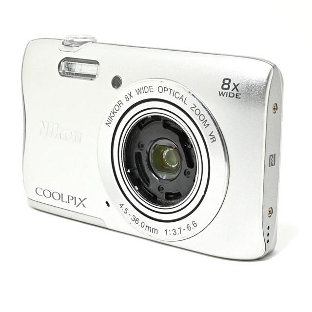 並品＞ Nikon デジタルカメラ COOLPIX S3700 シルバー｜光学8倍ズーム