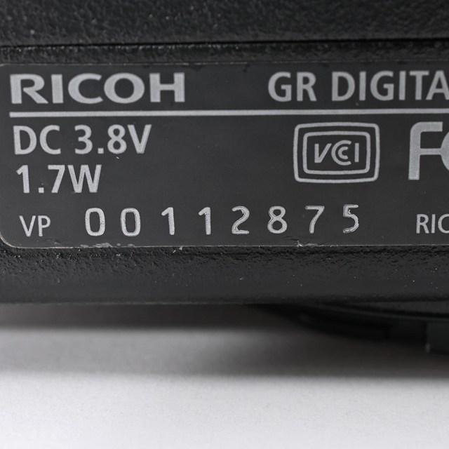 良品＞ RICOH GR DIGITAL II｜最大2GB SDカード対応｜リングキャップ欠