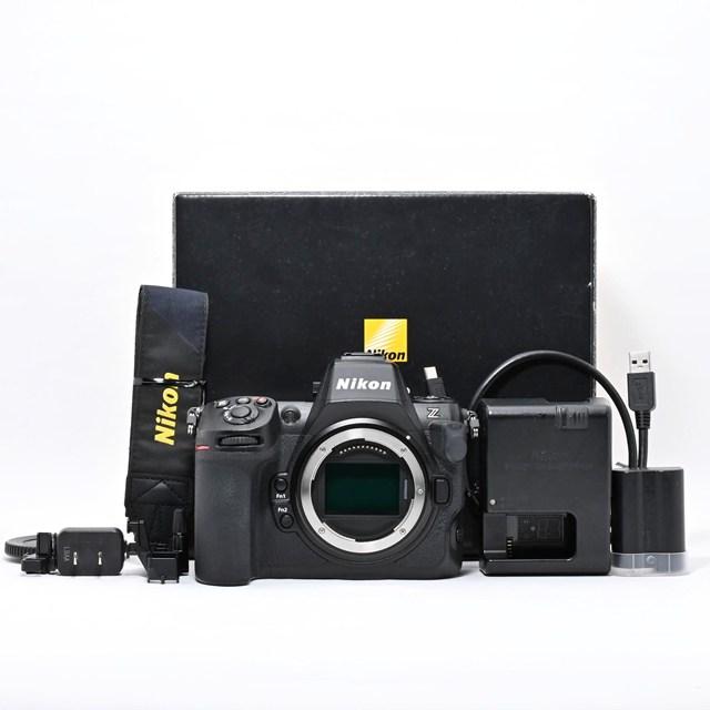 良品＞ Nikon Z8 ボディ ブラック｜フルサイズミラーレス一眼カメラ