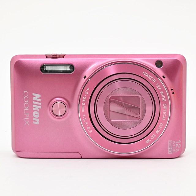 美品＞ Nikon COOLPIX S6900 グロッシーピンク｜自撮り対応コンデジ