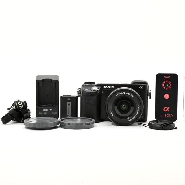 良品＞ SONY ミラーレス一眼カメラ α NEX-6ズームレンズキット