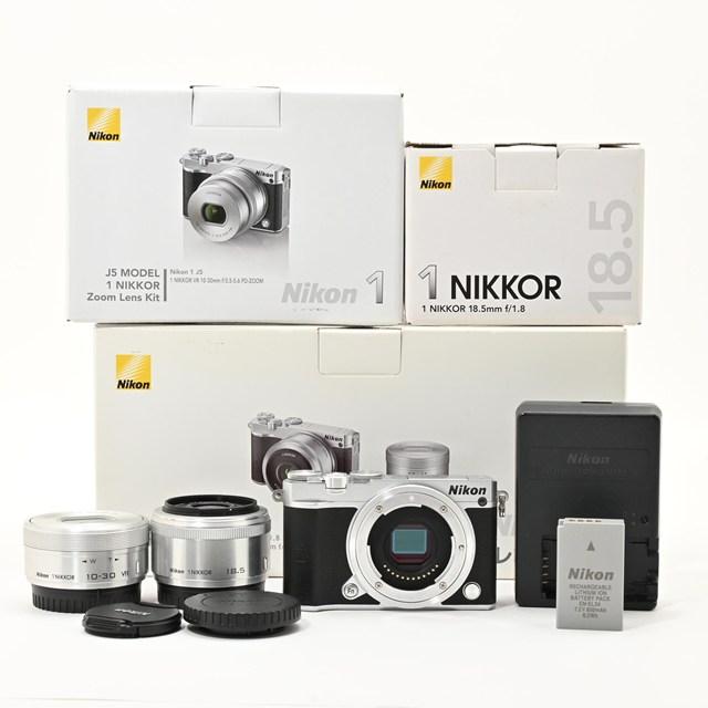 良品＞ Nikon ミラーレス一眼 Nikon1 J5 ダブルレンズキット シルバー