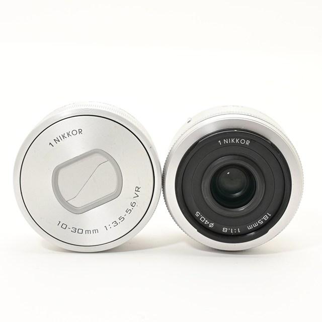 良品＞ Nikon ミラーレス一眼 Nikon1 J5 ダブルレンズキット シルバー
