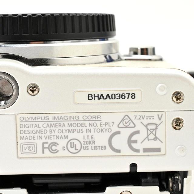 良品＞ OLYMPUS ミラーレス一眼 PEN E-PL7 ボディ ホワイト : Sunnys