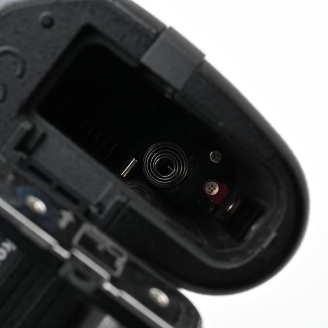 良品＞ Nikon デジタル一眼レフカメラ D3100 ボディ : Sunnys-Camera