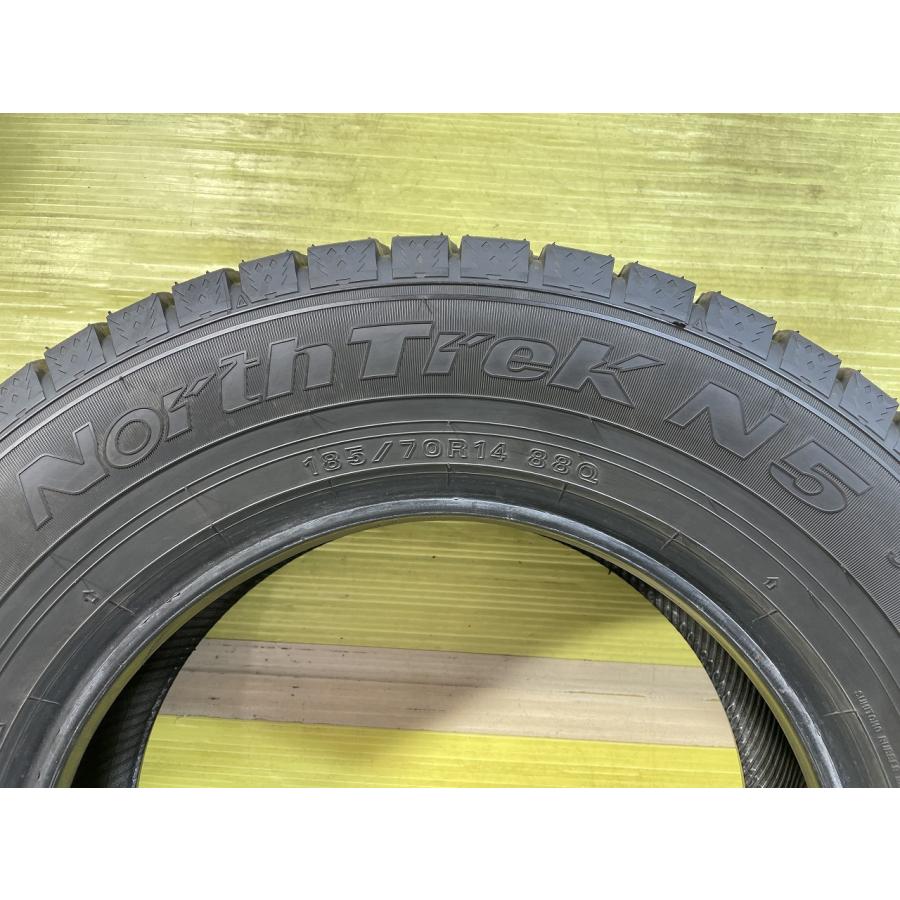 ★ スタッドレスタイヤ NorthTrek N1 185/70R14 8分山 美品 ★ ノーストレック オートバックス NorthTrek N5 185/70R14 88Q☆9分山