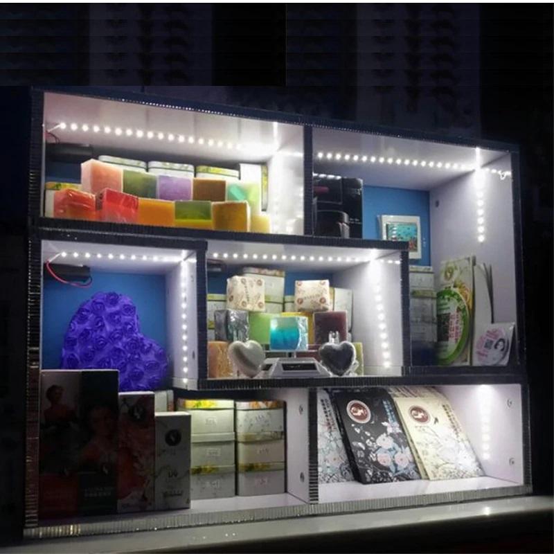 USB LEDテープ　５M　非防水　白色基板 |  | 09