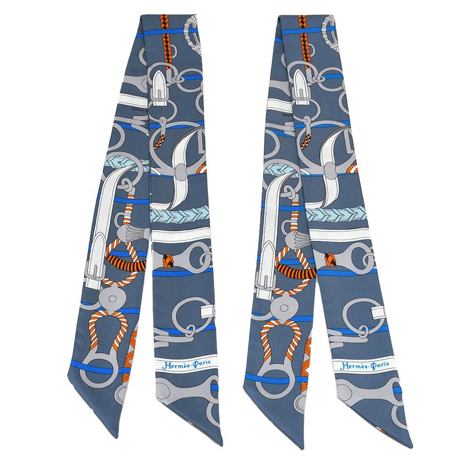 ファッションなデザイン エルメス Hermes ツイリー Panoplie Equestre 乗馬の装具一式 2点セット シルクスカーフ アクセサリー 小物ブルー グレー シルク100 レディース 中古 財布 帽子 ファッション小物 Headshotsbar Com