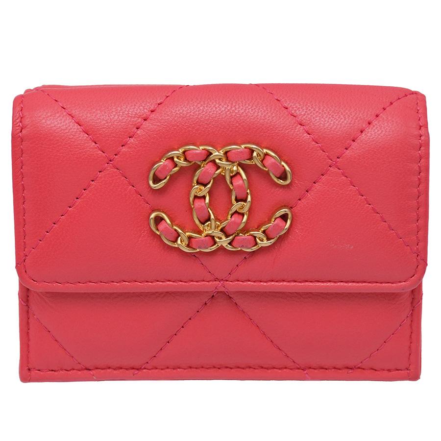 シャネル 三つ折り 財布 ラムスキン スモールフラップウォレット