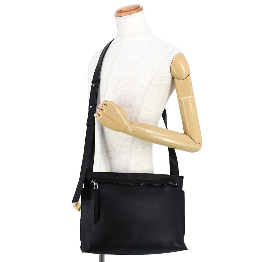 LOEWE ロエベ アナグラム T メッセンジャー ショルダーバッグ LOEWE ロエベ アナグラム T メッセンジャー ショルダーバッグ