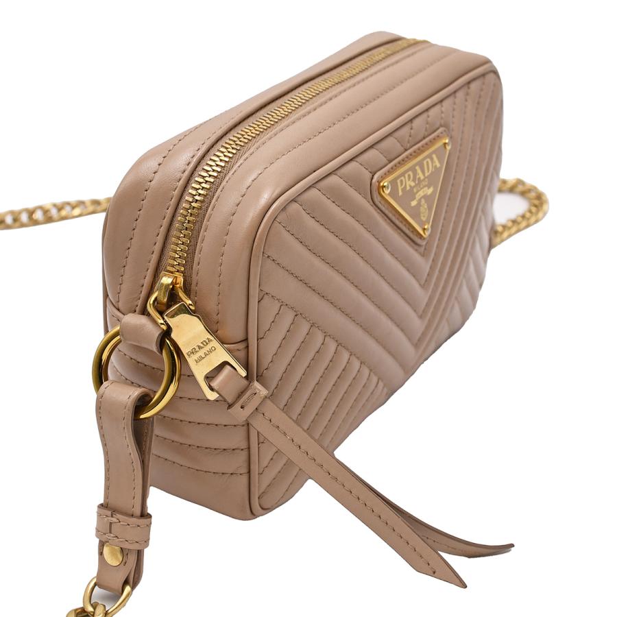 PRADA プラダ チェーン ショルダーバッグ トライアングルロゴ