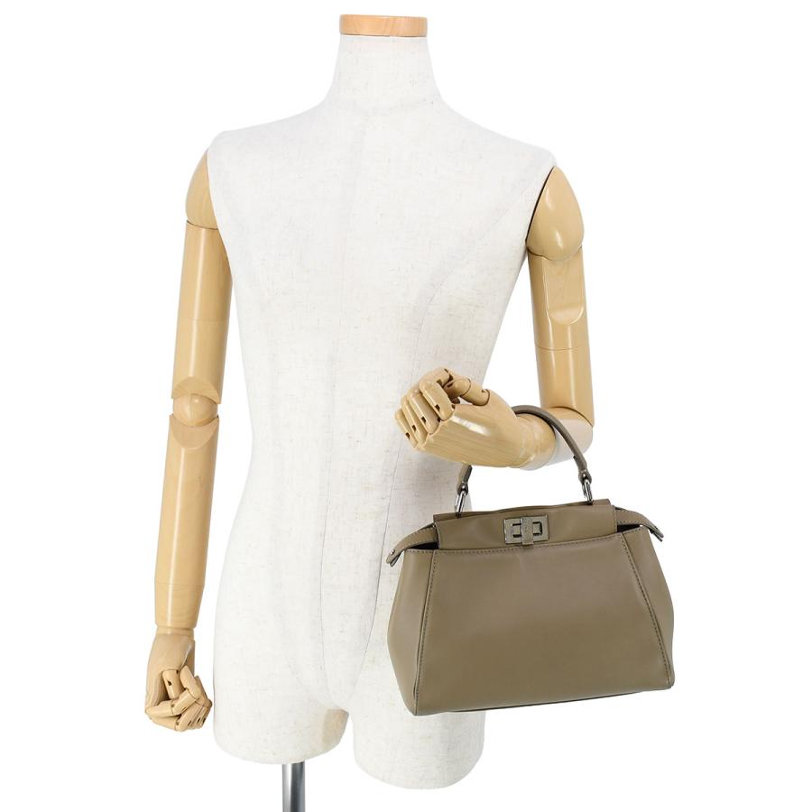 FENDI ピーカブーミニベージュ