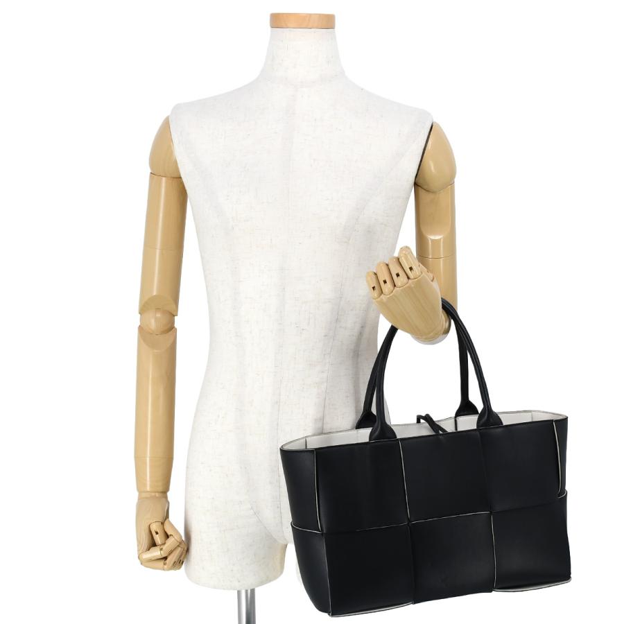 BOTTEGA VENETA ボッテガヴェネタ マキシイントレチャート スモール 