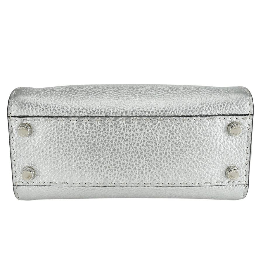 FENDI ピーカブーミニスモールセレリア レザーハンドバッグホワイト