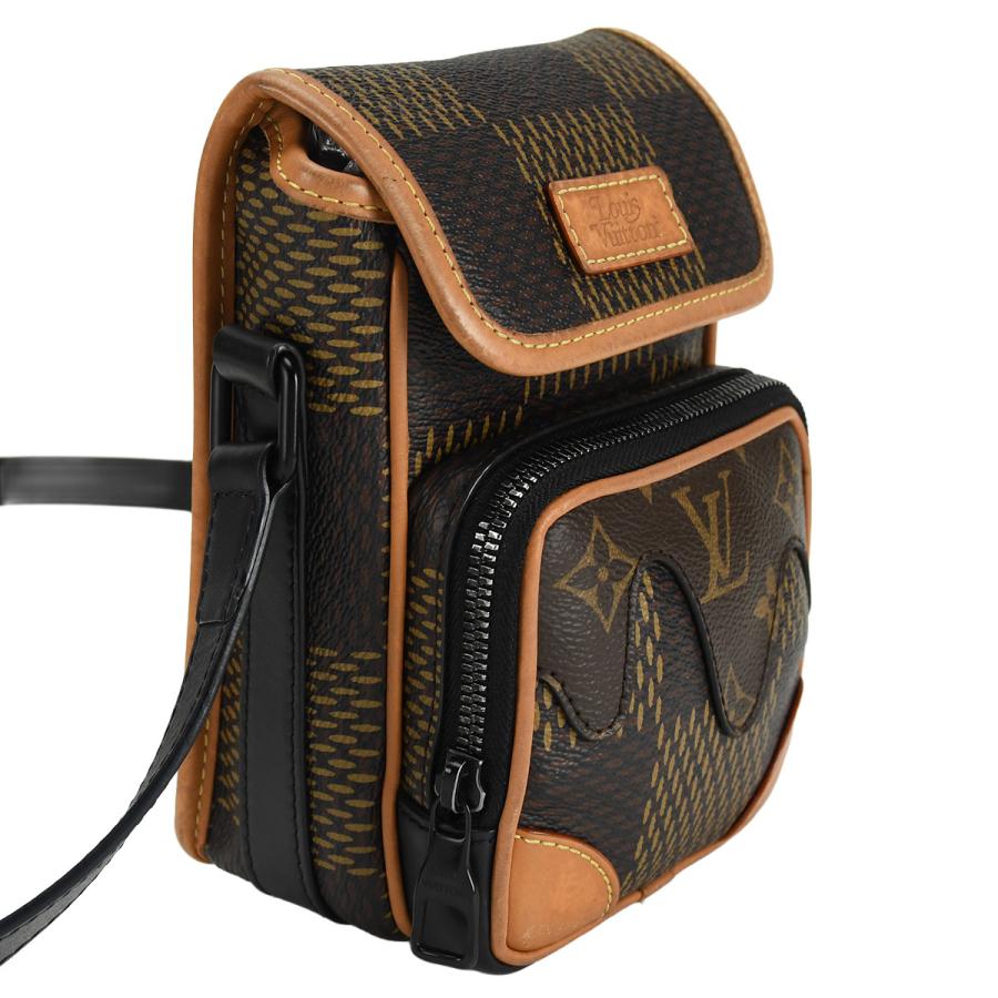 LOUIS VUITTON（ルイ・ヴィトン） アマゾン メッセンジャー ショルダー