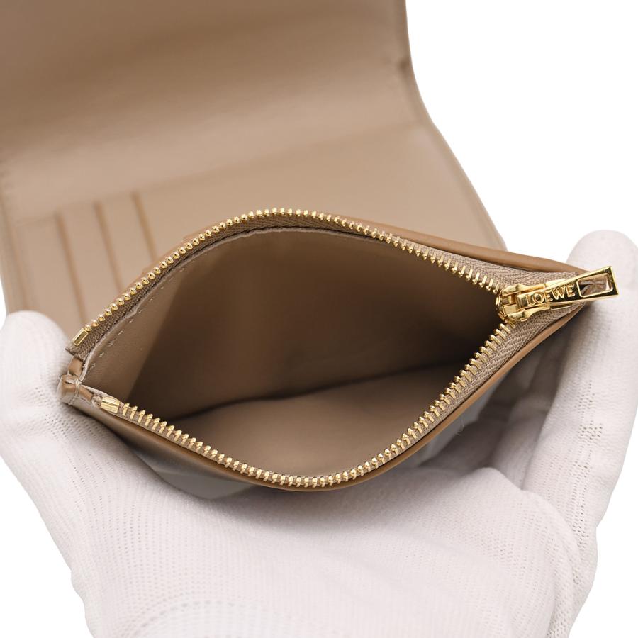 LOEWE（ロエベ） ぺブル バーティカル ウォレット スモール 三つ折り