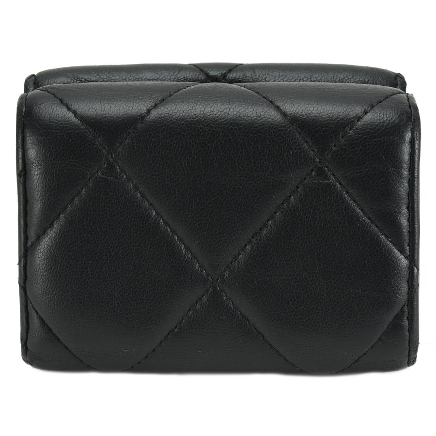 CHANEL シャネルコンパクトウォレットCHANEL 19ディズヌフ
