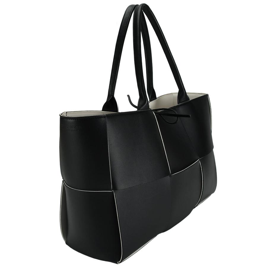 ボッテガヴェネタ BOTTEGA VENETA マキシイントレチャート ミディアム アルコ トートバッグ ブラック ホワイト 黒 白 ポーチ付き ハンドバッグ 609175 | BOTTEGA VENETA | 03