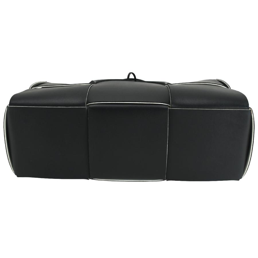 ボッテガヴェネタ BOTTEGA VENETA マキシイントレチャート ミディアム アルコ トートバッグ ブラック ホワイト 黒 白 ポーチ付き ハンドバッグ 609175 | BOTTEGA VENETA | 04