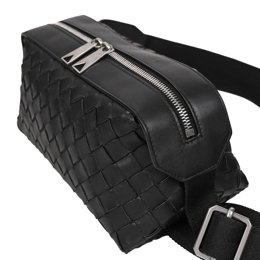 BOTTEGAVENETA　ボディーバック BOTTEGA VENETA（ボッテガ・ヴェネタ） イントレチャート ボディバッグ
